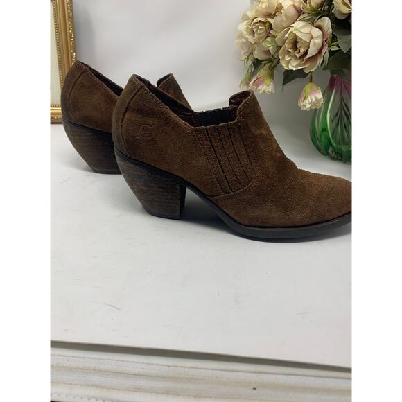 Born Fredrika Brown Suede Ankle Booties 2.5" Block Heel Women's 8 - Picture 5 of 8